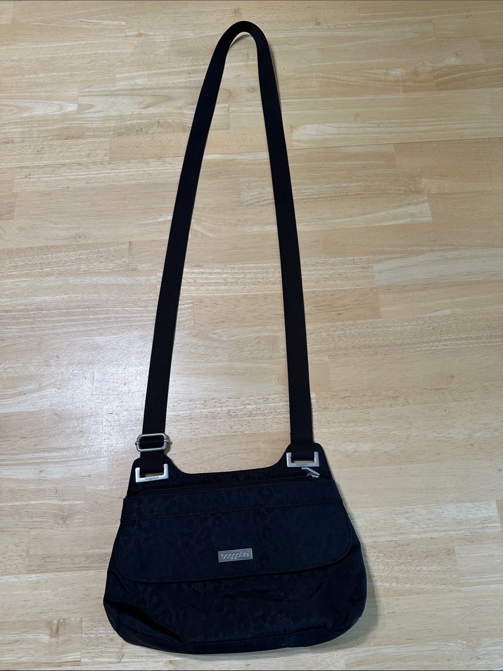 Baggallini Black Crossbody Bag with Adjustable Strap